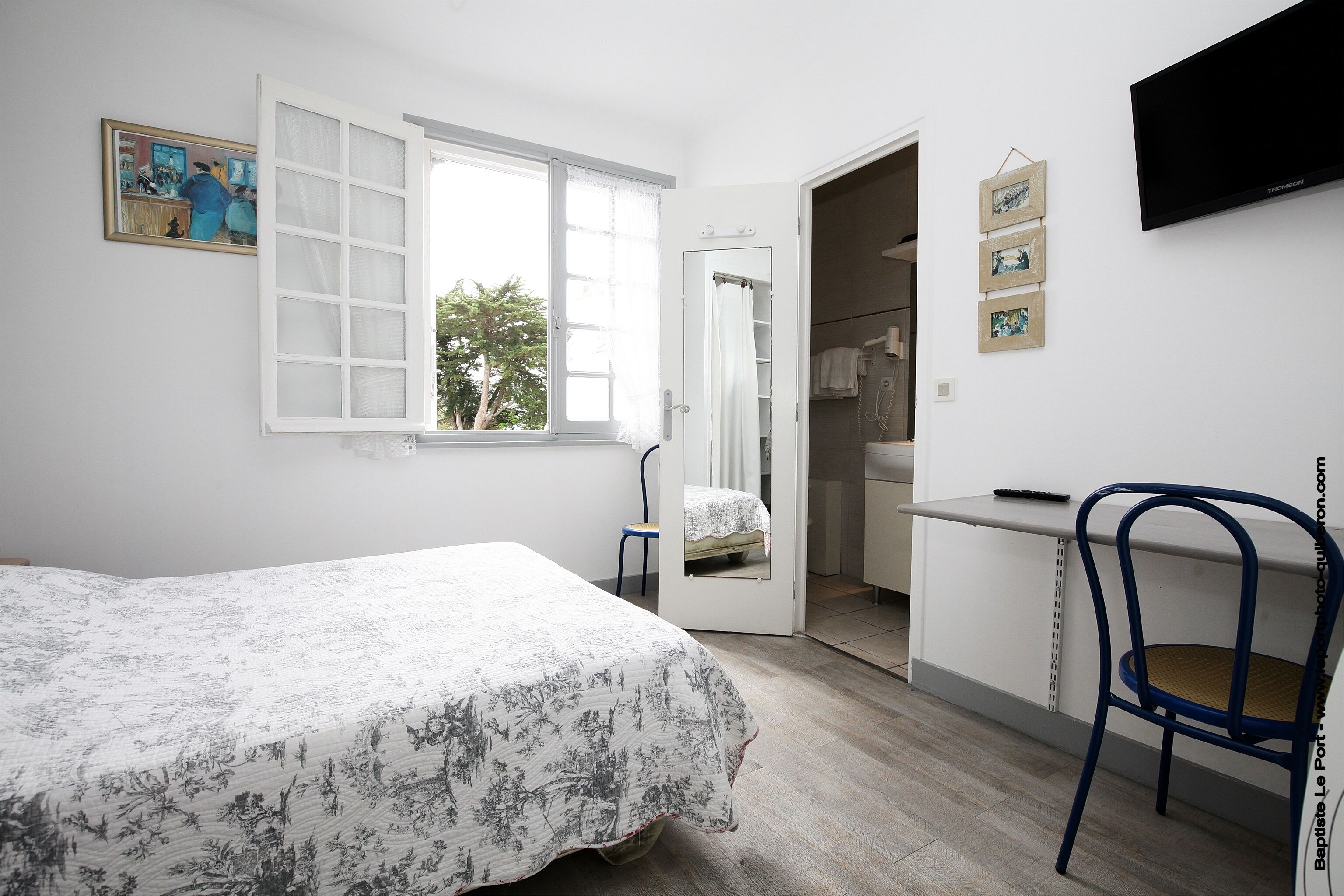 standard double room | individually decorated, individually furnished, rollaway beds, free wifi