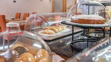 Petit déjeuner buffet compris tous les jours