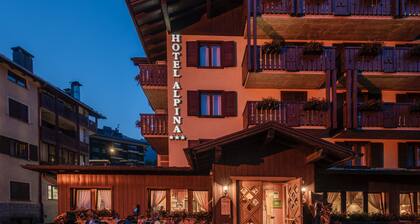 Hotel Alpina