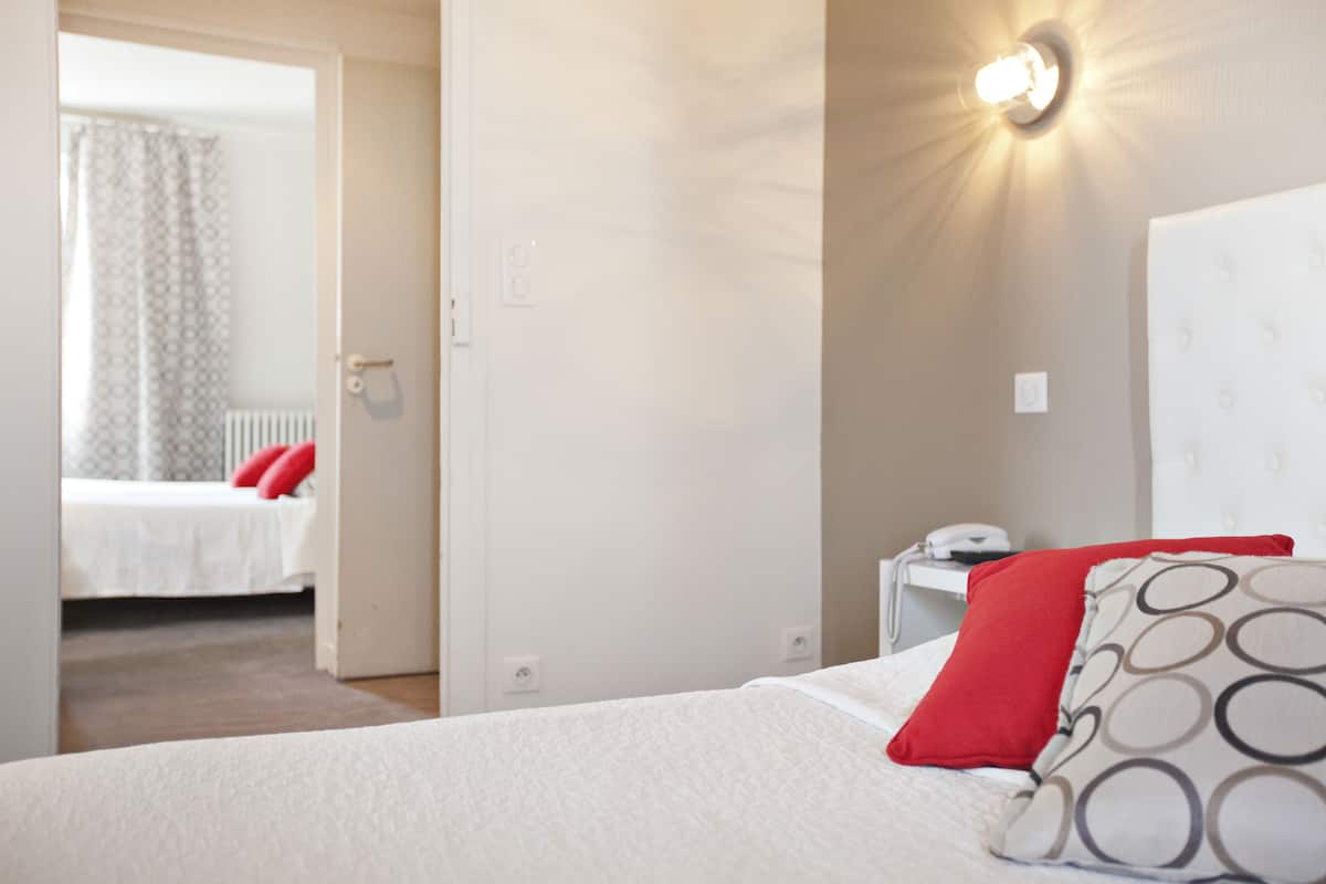 Room (Chambre Esprit de Famille) | Individually decorated, individually furnished, desk, blackout drapes