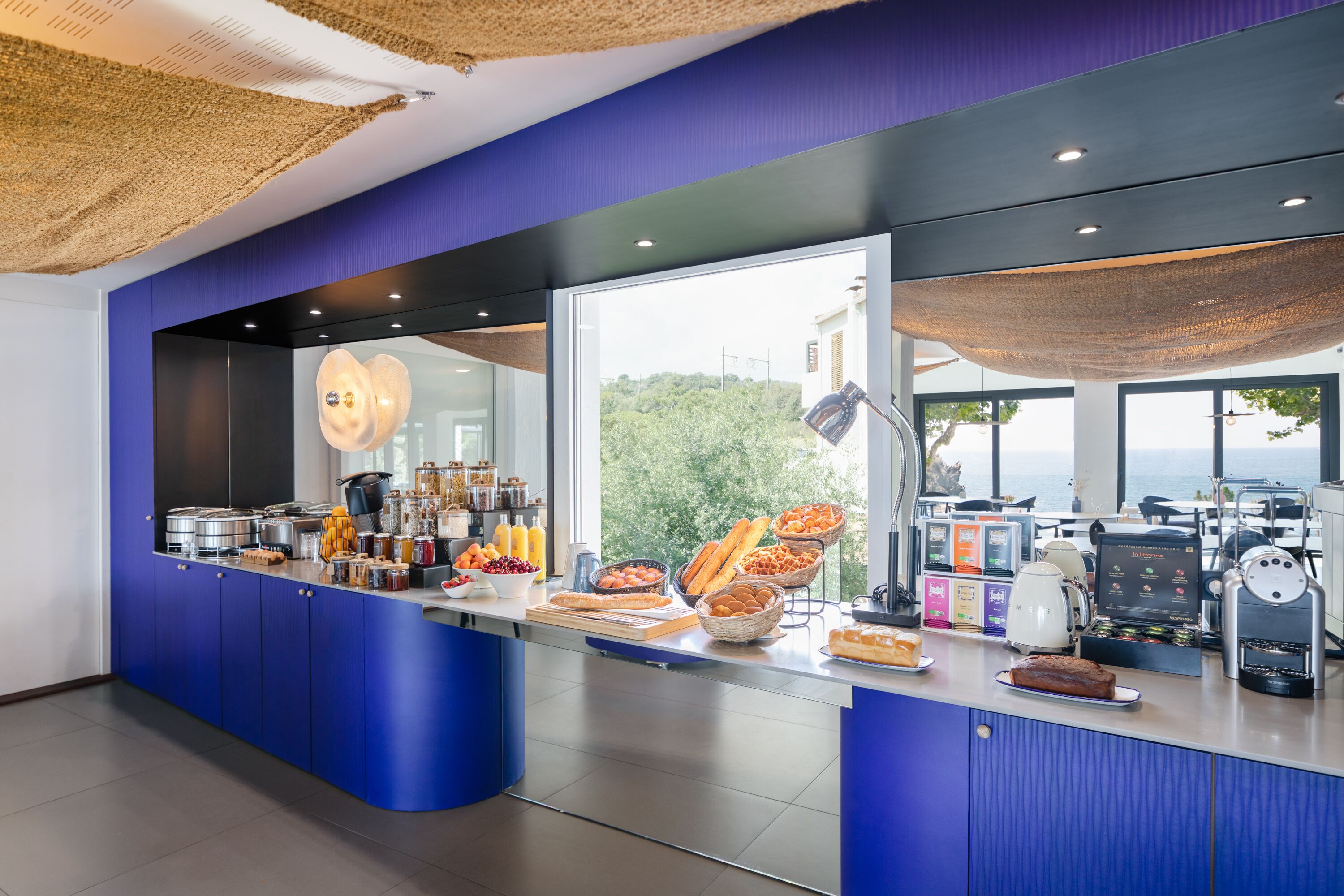 daily buffet breakfast (eur 20 per person)