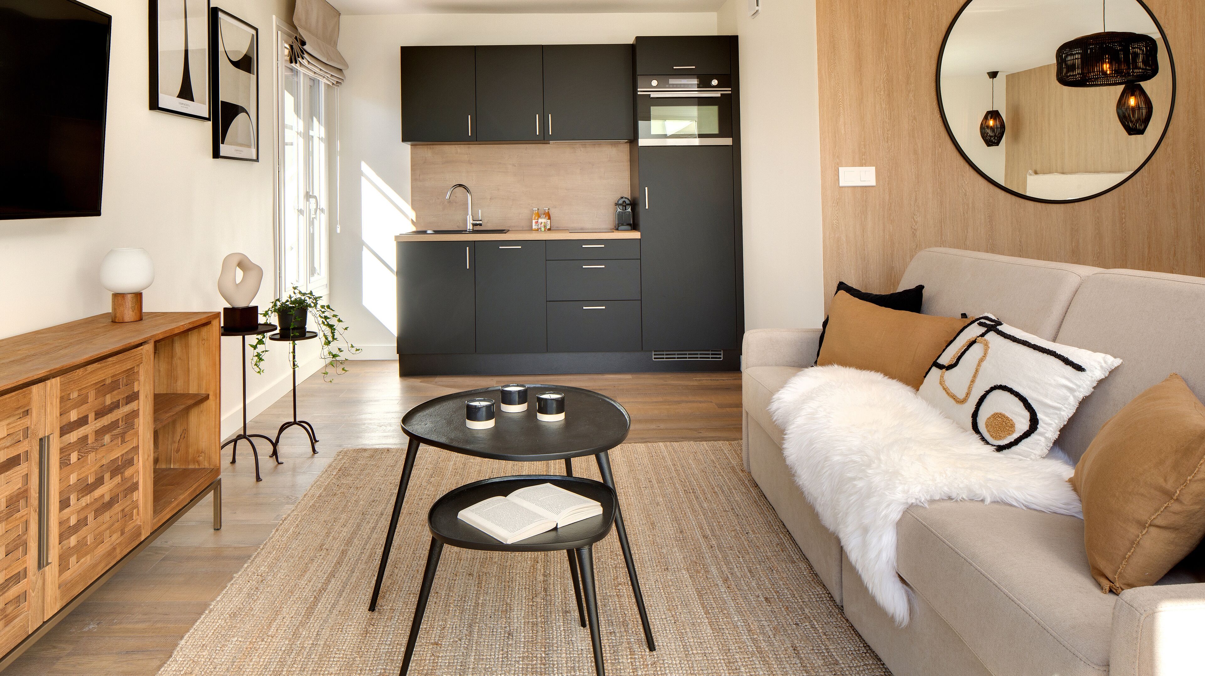 studio | private kitchen | espresso maker, electric kettle