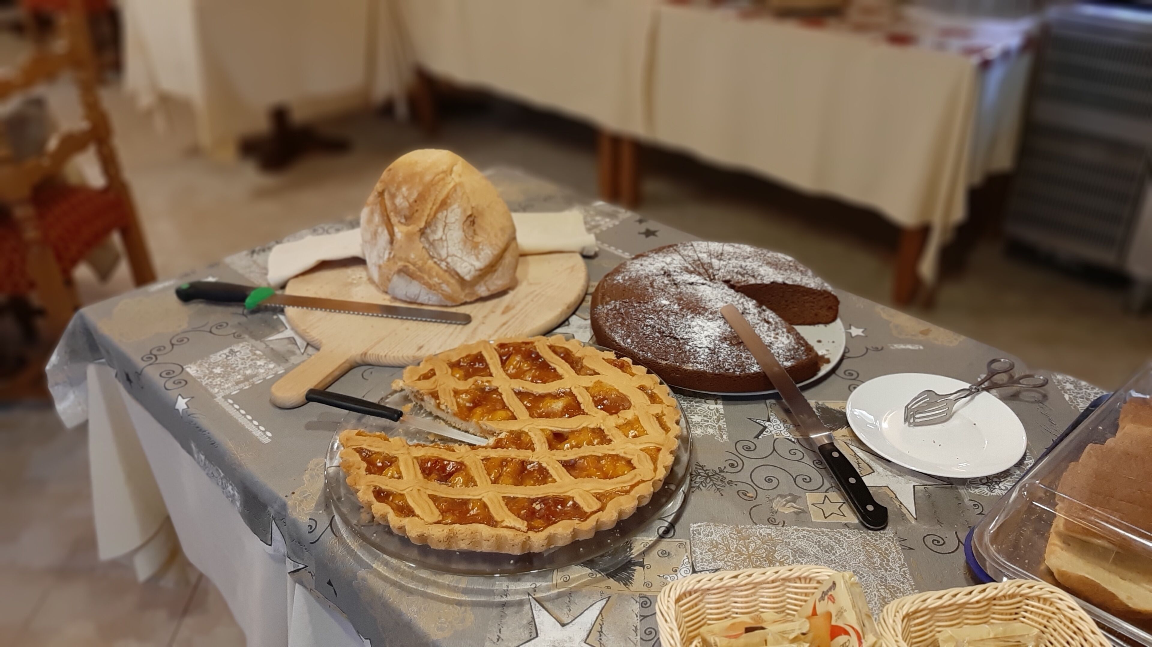 free continental breakfast