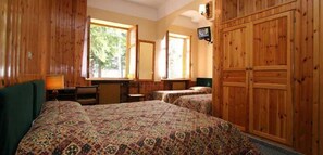 Coffres-forts dans les chambres, bureau, Wi-Fi gratuit