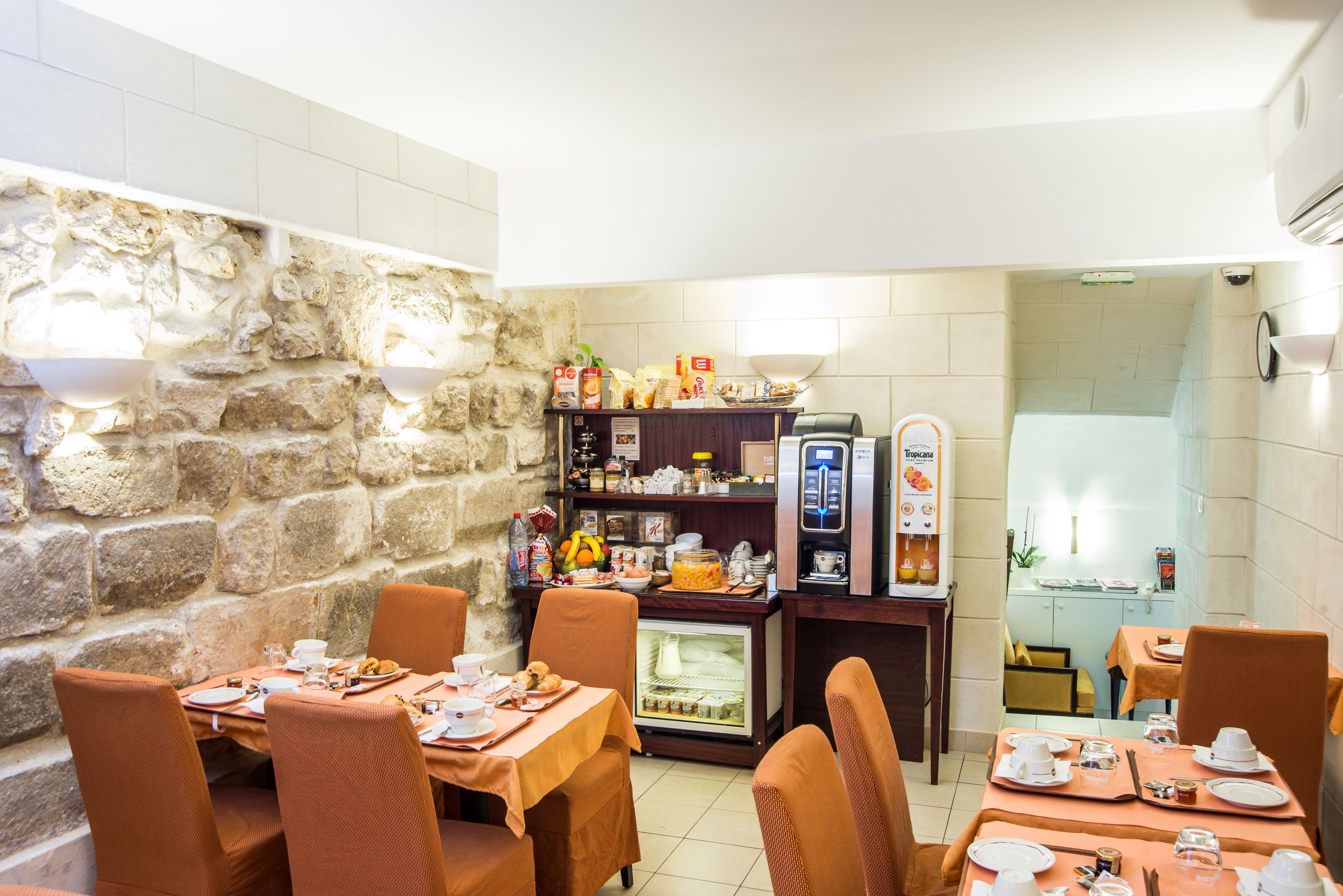 daily buffet breakfast (eur 15 per person)