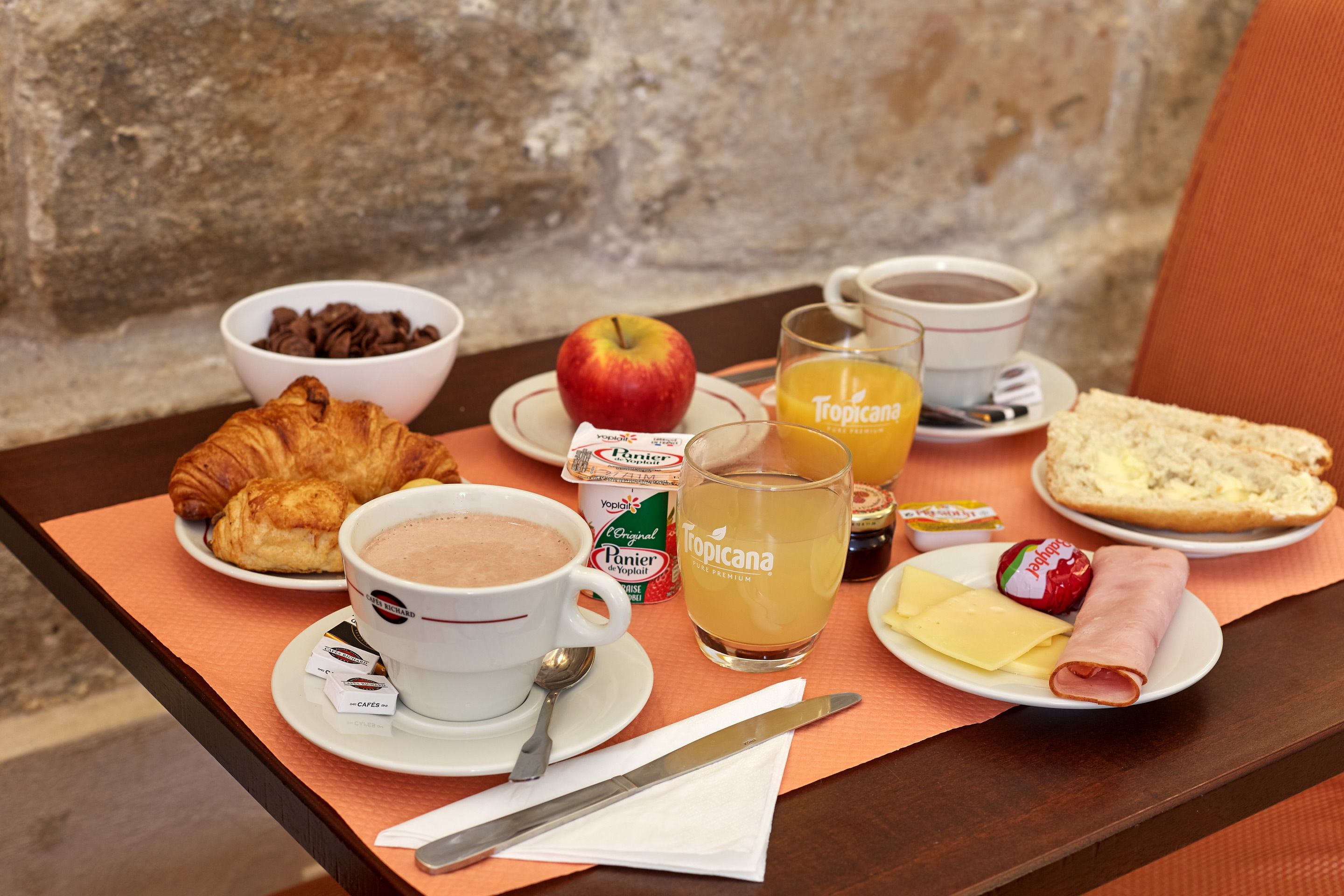 daily buffet breakfast (eur 15 per person)