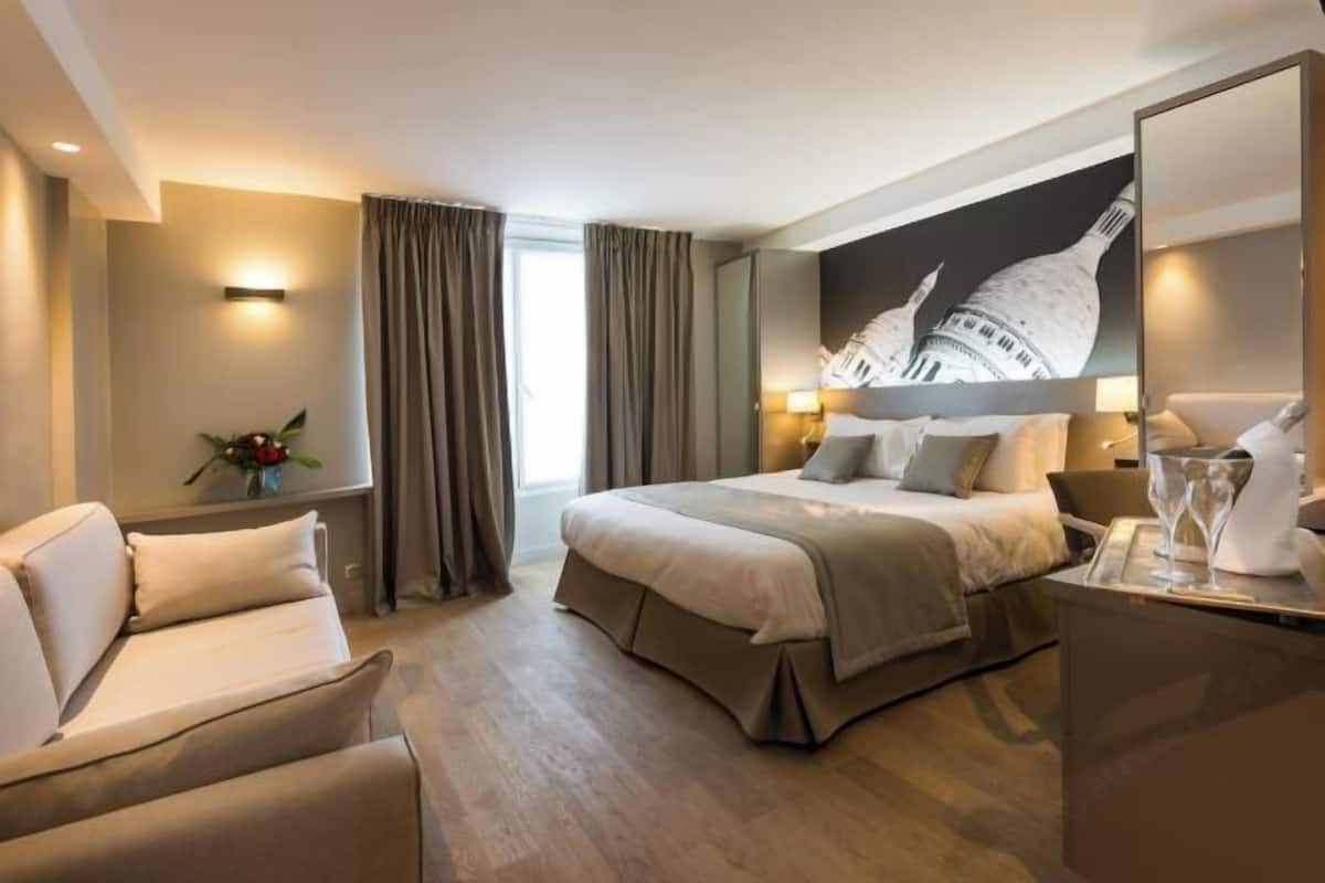 Literie de qualité supérieure, minibar, coffres-forts dans les chambres