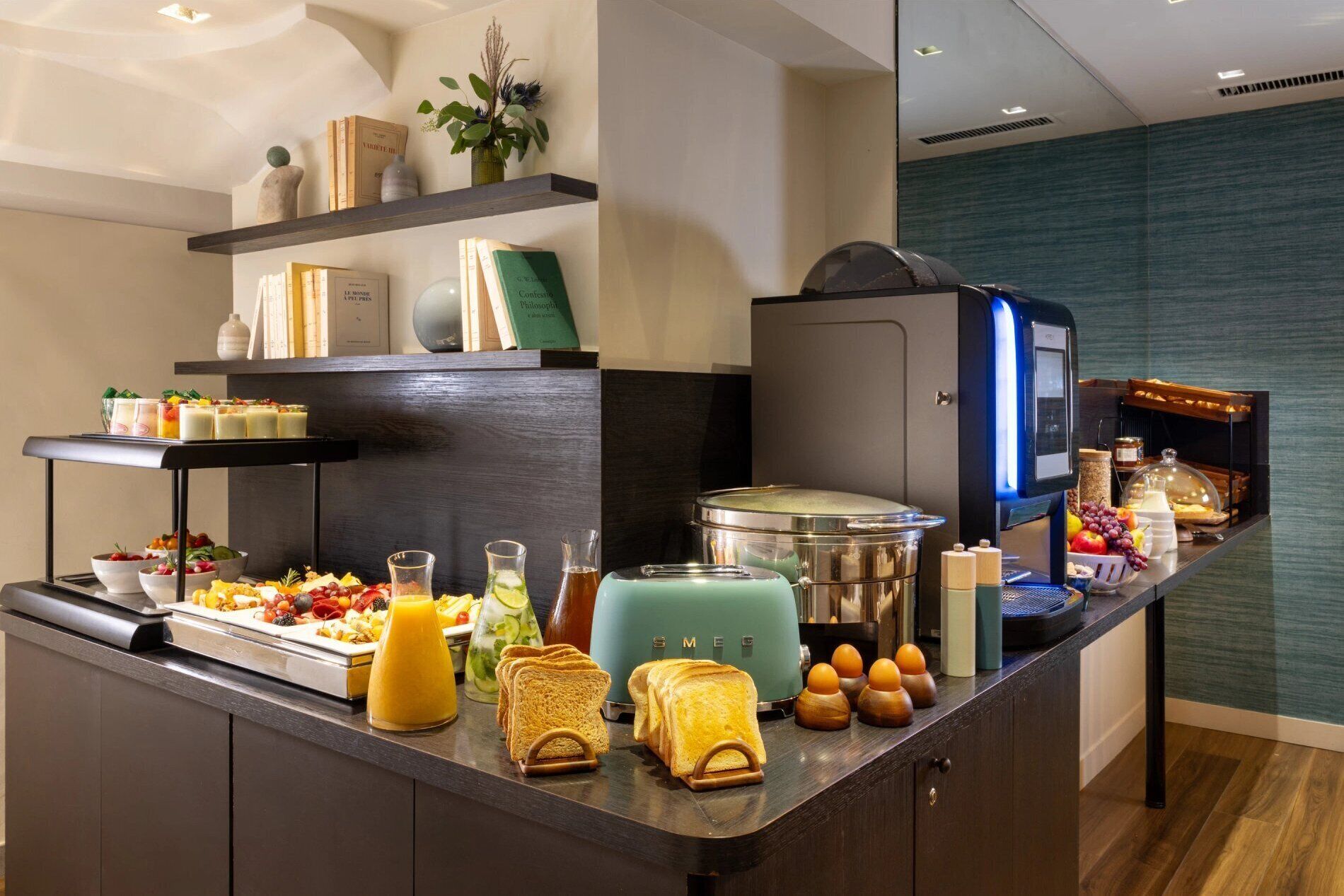 Daily buffet breakfast (EUR 15 per person)