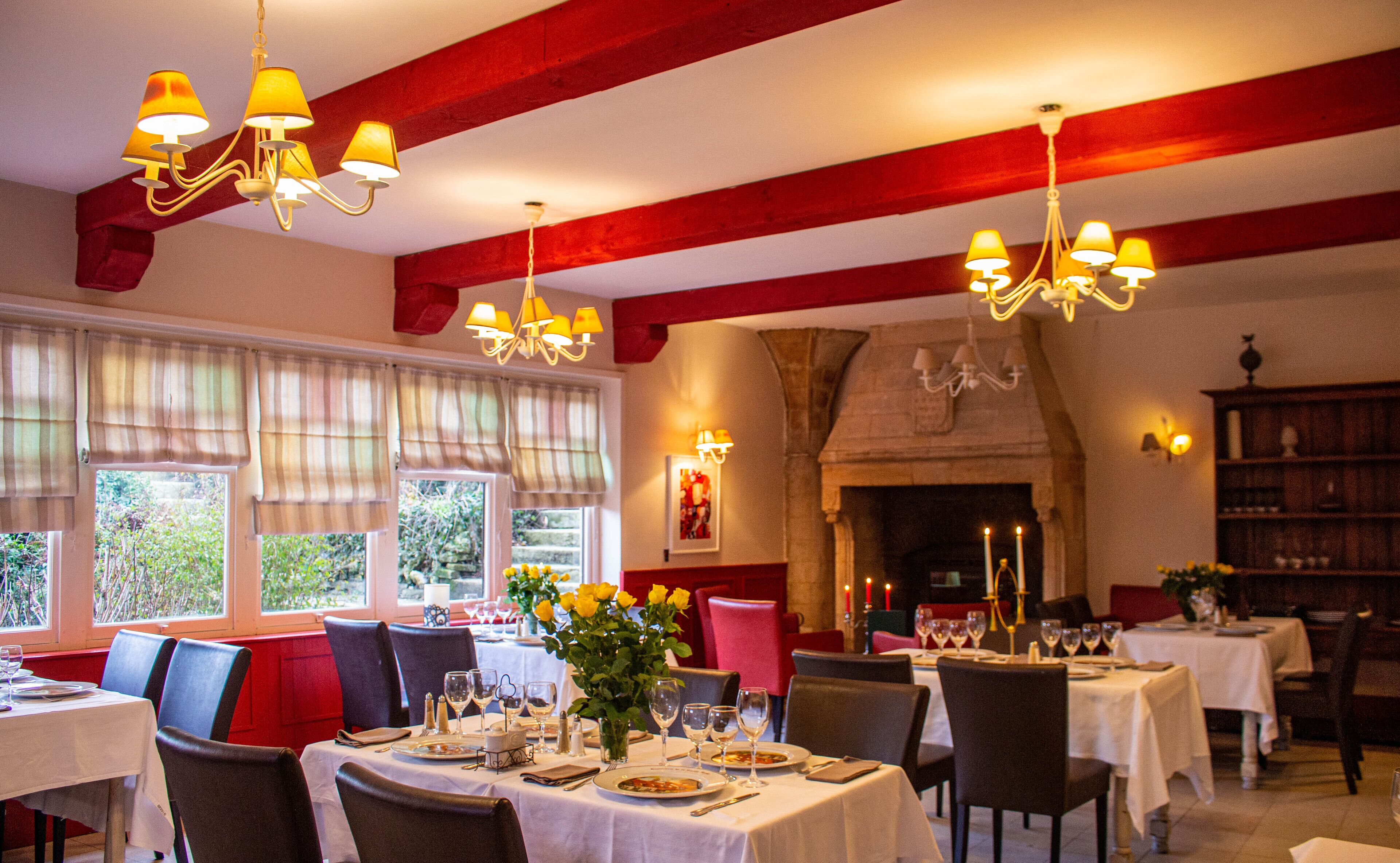 Lunch and dinner served, French cuisine