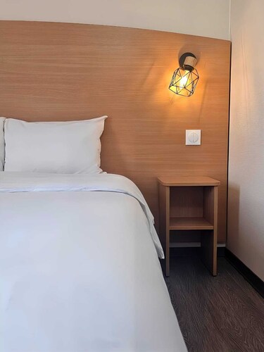 Hotel initial by balladins Roissy CDG / Saint-Mard