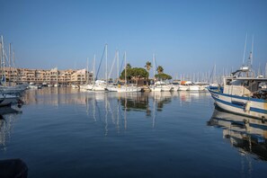 Exterior - Le Mediterranée (Hyères)