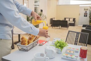 Daily continental breakfast for a fee