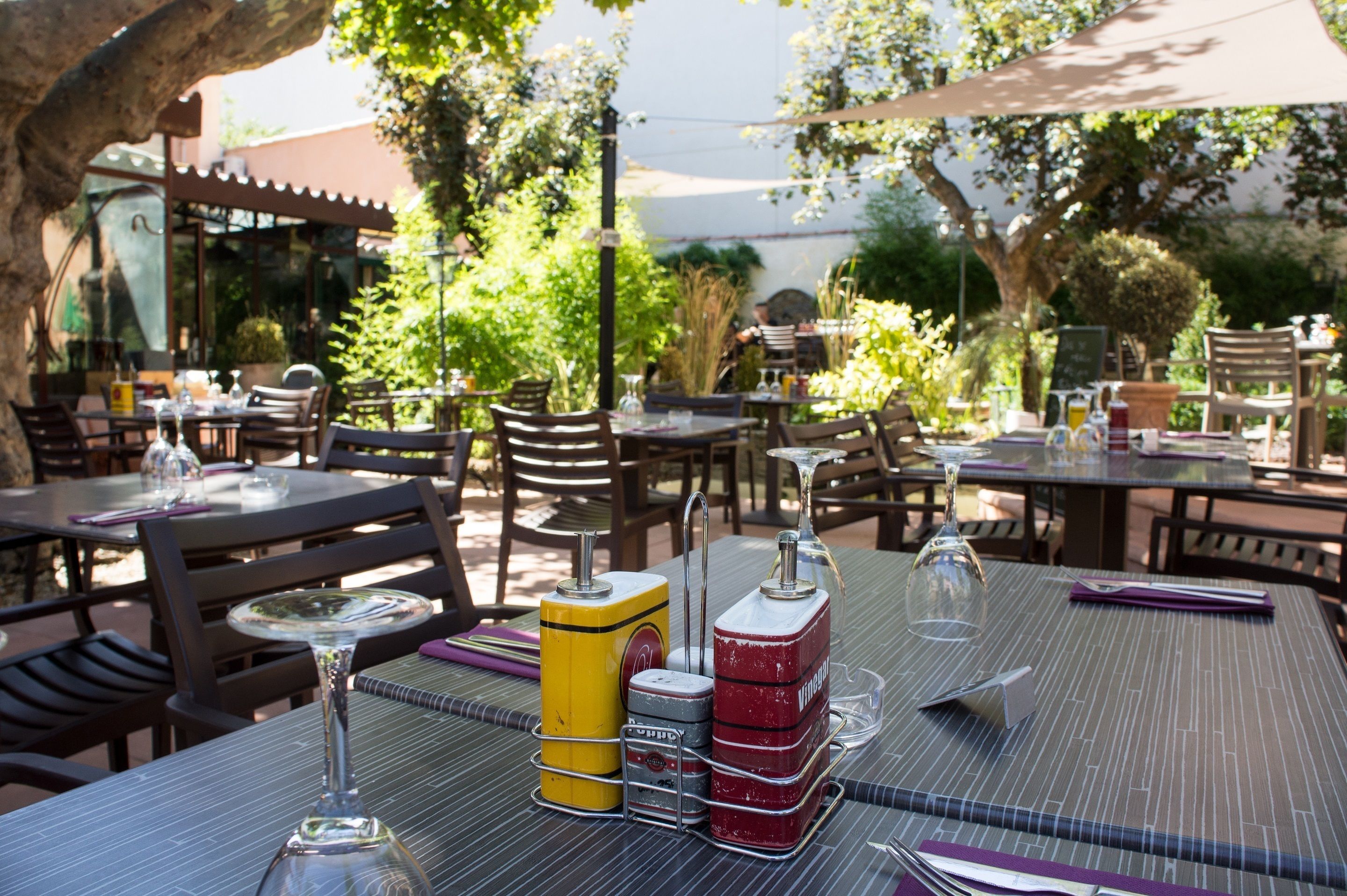 french cuisine, al fresco dining