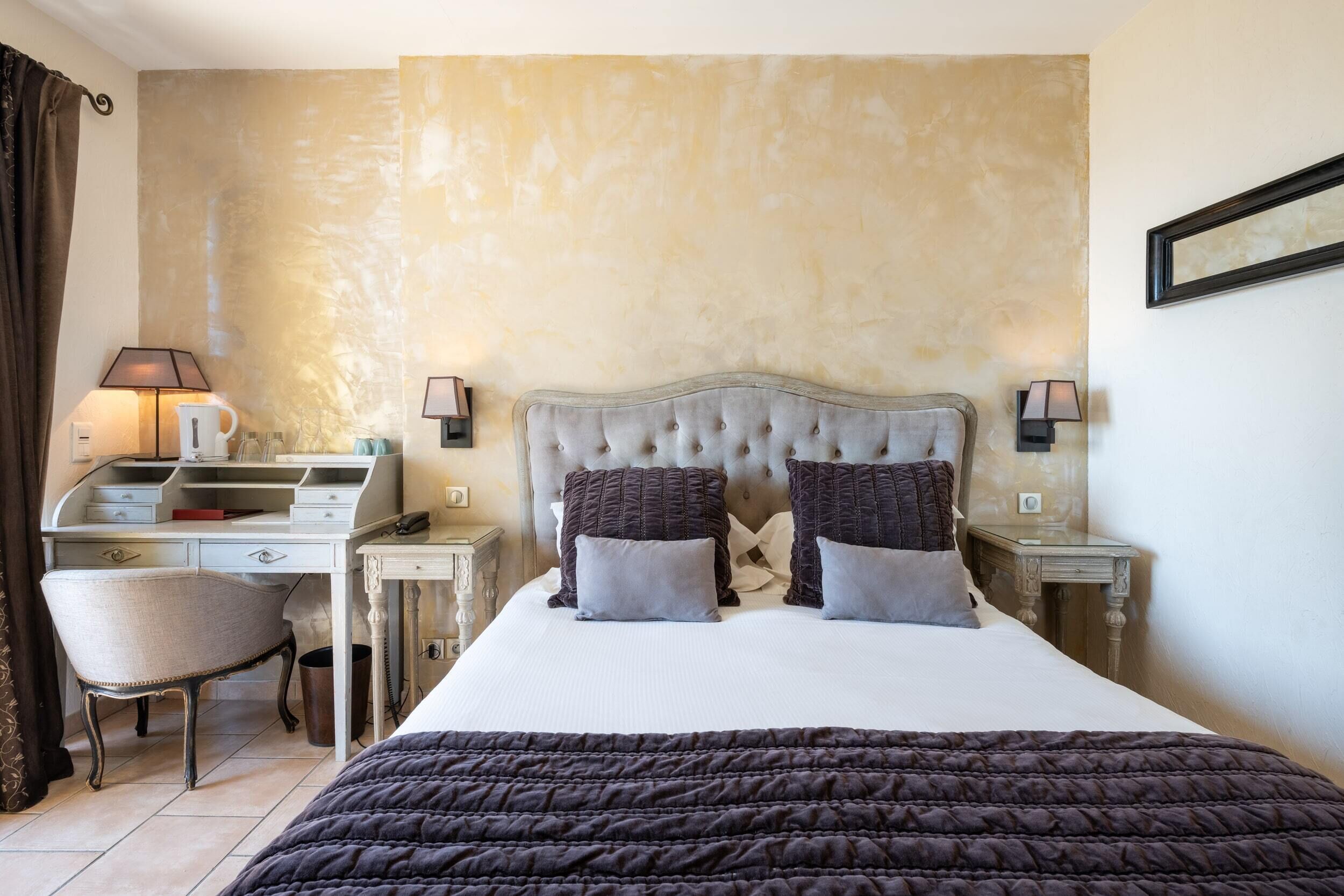 superior room | 1 bedroom, premium bedding, minibar, in-room safe