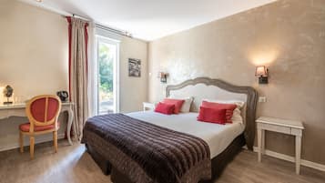 1 bedroom, premium bedding, minibar, in-room safe
