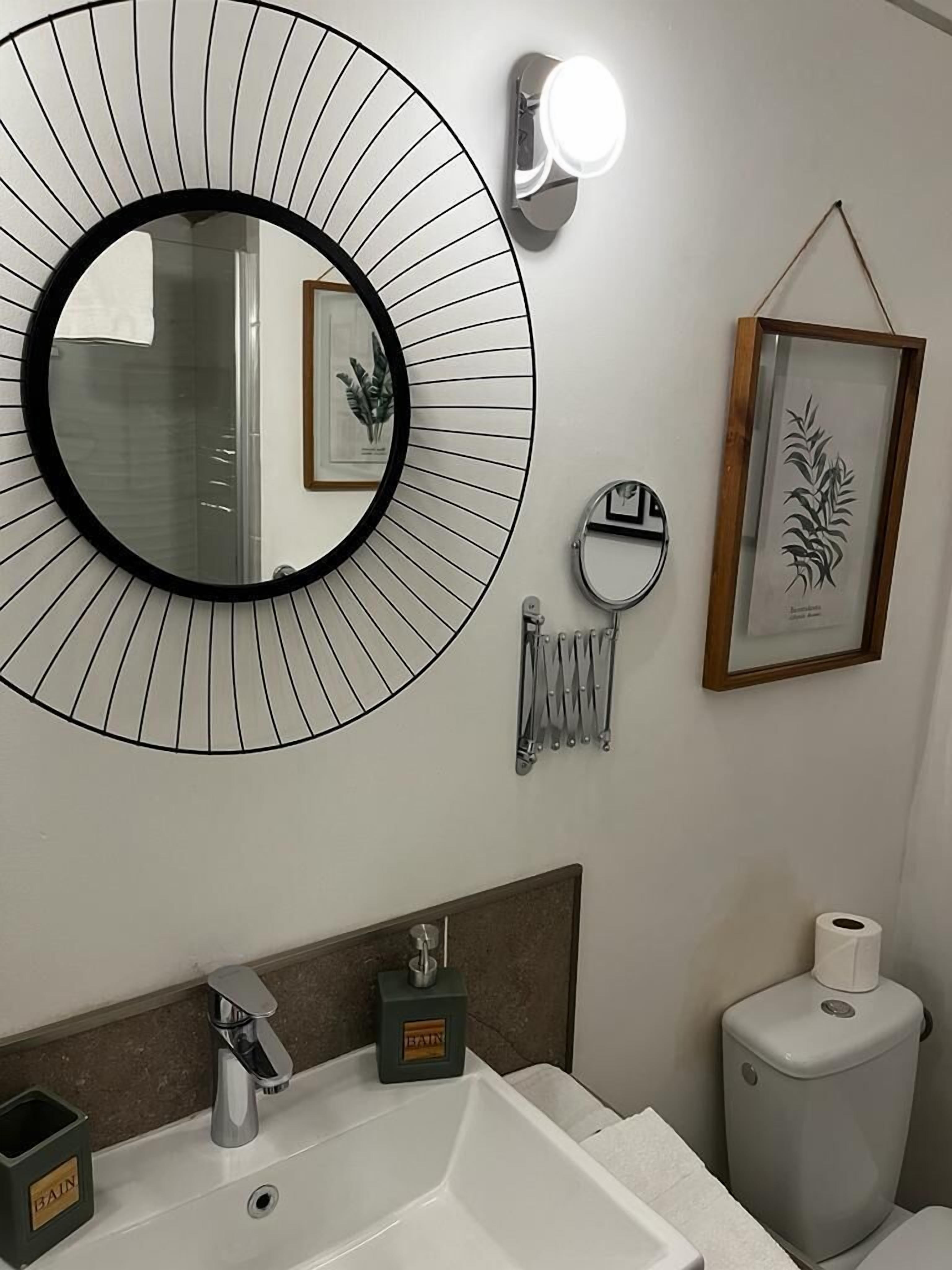 superior double room | bathroom | designer toiletries, hair dryer, bathrobes, towels