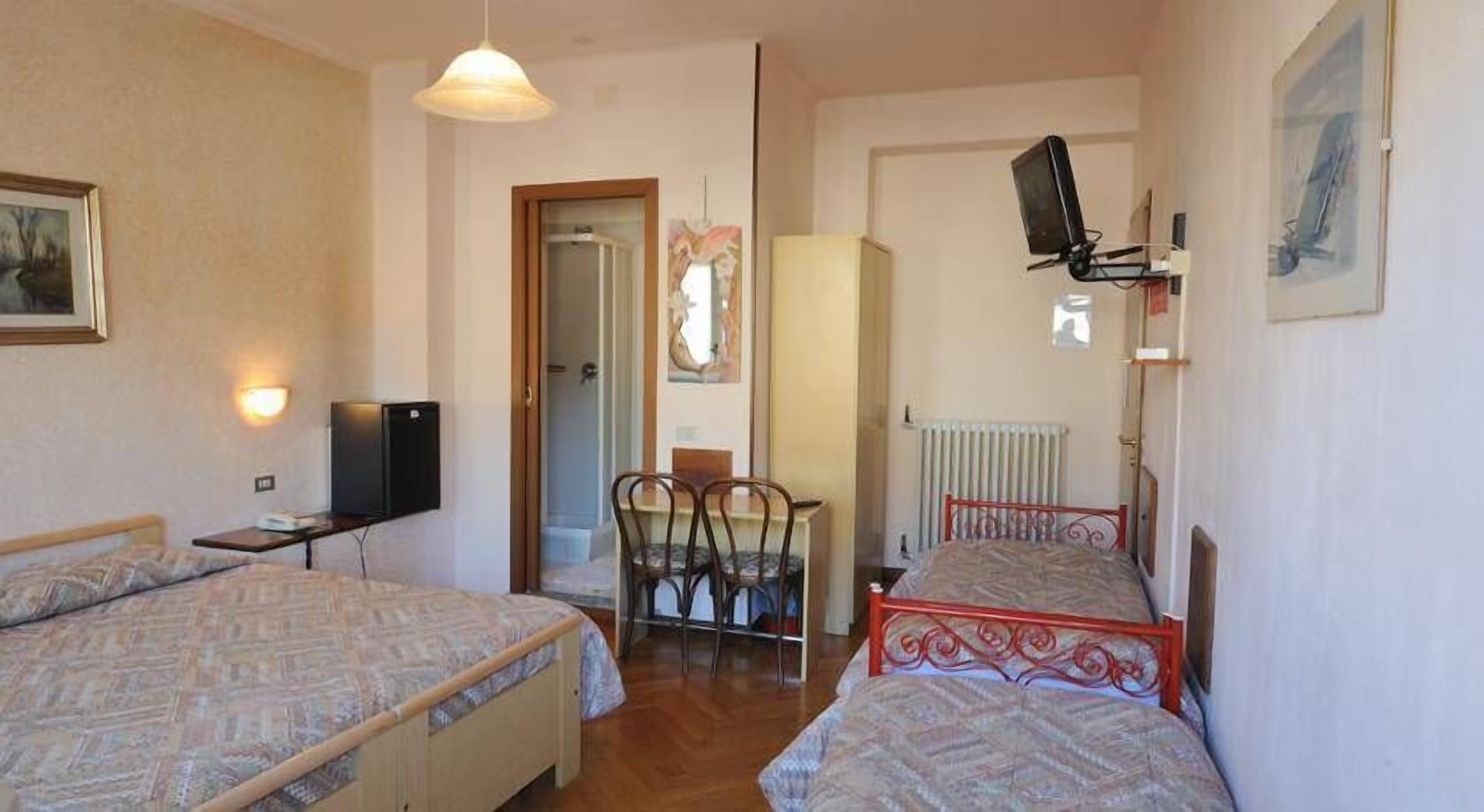 down duvets, minibar, in-room safe, desk