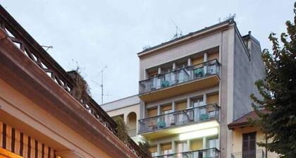 Hotel Elena