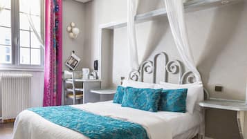 Chambre Double Confort | Chambres insonorisées, fer et planche à repasser, Wi-Fi gratuit