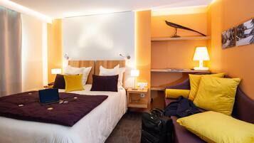 Superior Double Room (Hôtel) | 1 bedroom, desk, laptop workspace, soundproofing