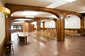 Meeting facility - Arco di Travertino (Rome)