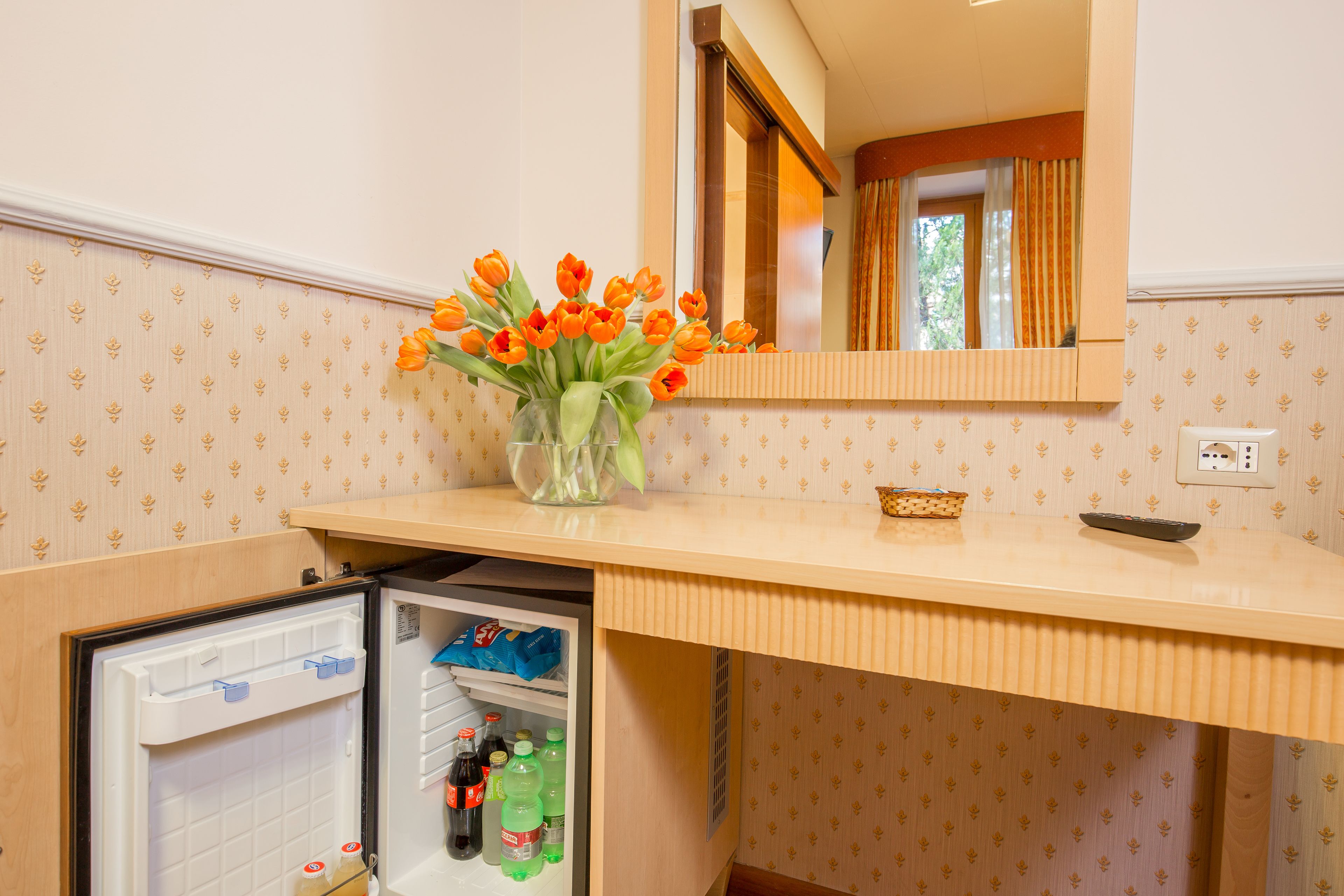 minibar, in-room safe, desk, soundproofing