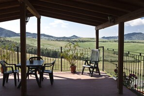 Outdoor dining - Casa al Bosco (Volterra)