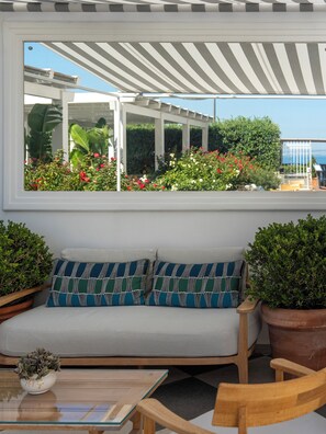 บริเวณภายนอก