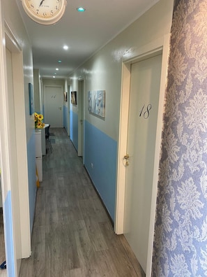 Hallway - Hotel Kennedy (Milan)