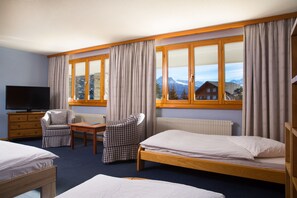 Habitación cuádruple, Terraza, vista a la montaña