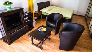 Single Room, Ground Floor | Down comforters, in-room safe, soundproofing, free cribs/infant beds - Astoria (Leukerbad)