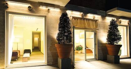 Rota Suites