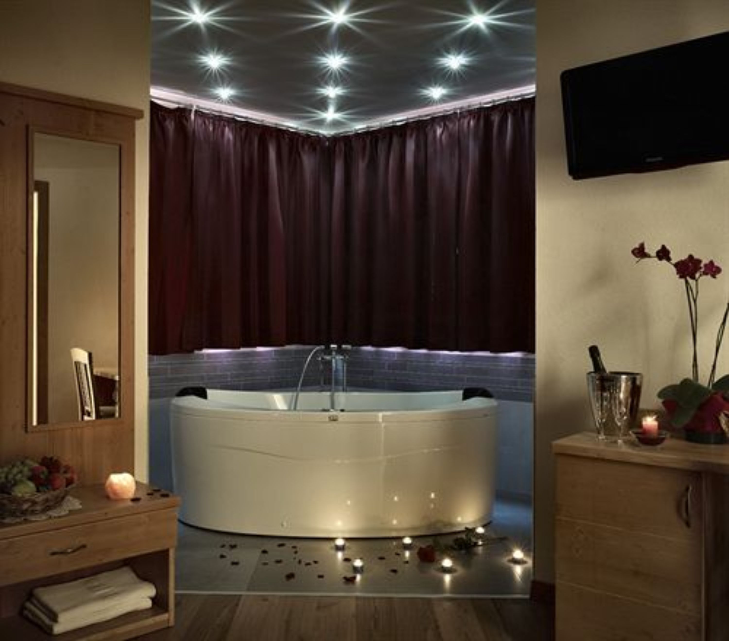 superior double room | bathroom | rainfall showerhead, hair dryer, bidet, towels