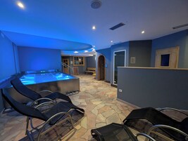 Sauna, bañera de hidromasaje, baño turco 