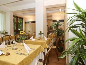 Restaurant - Bristol (Riva del Garda)
