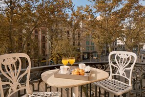 Balcony Ramblas | Vista do quarto