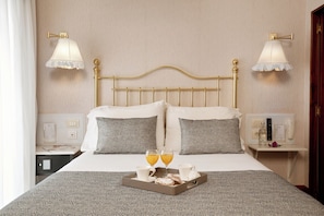 Premium bedding, minibar, in-room safe, desk