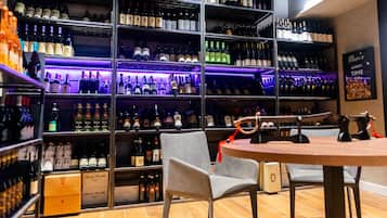 Déjeuner et dîner servis sur place