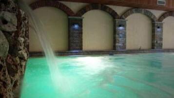 Piscine couverte
