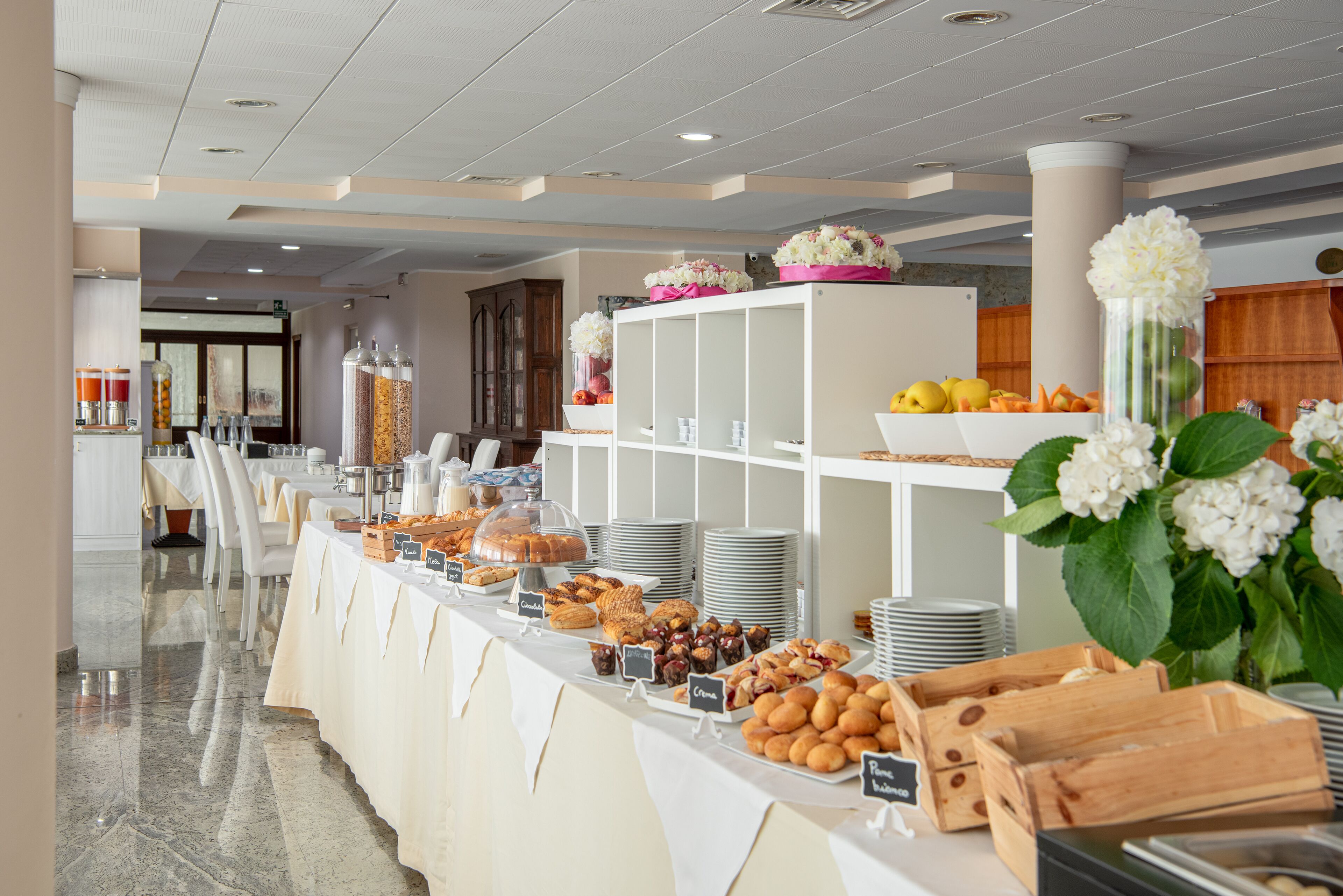daily buffet breakfast (eur 15 per person)