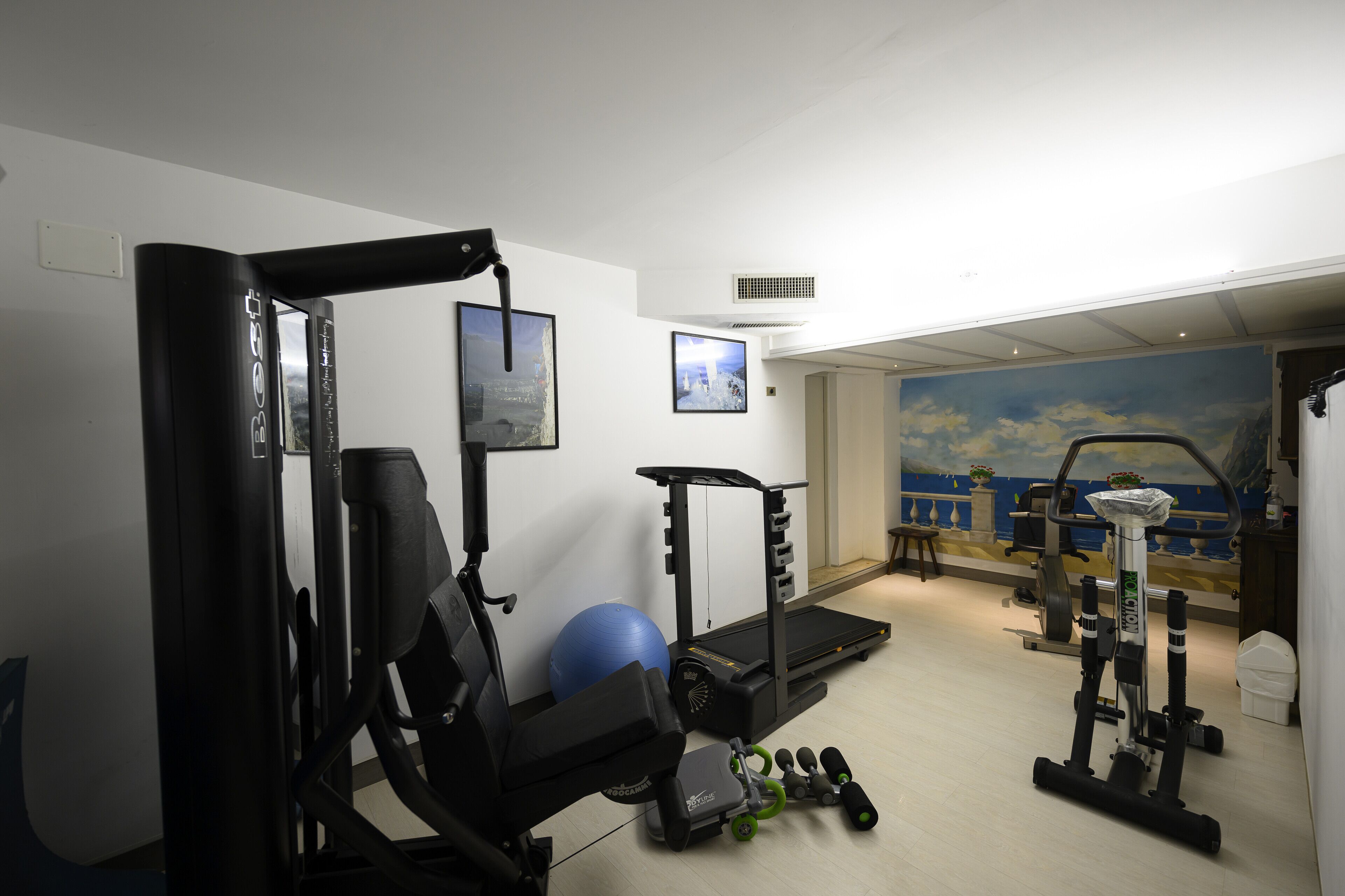 fitness studio
