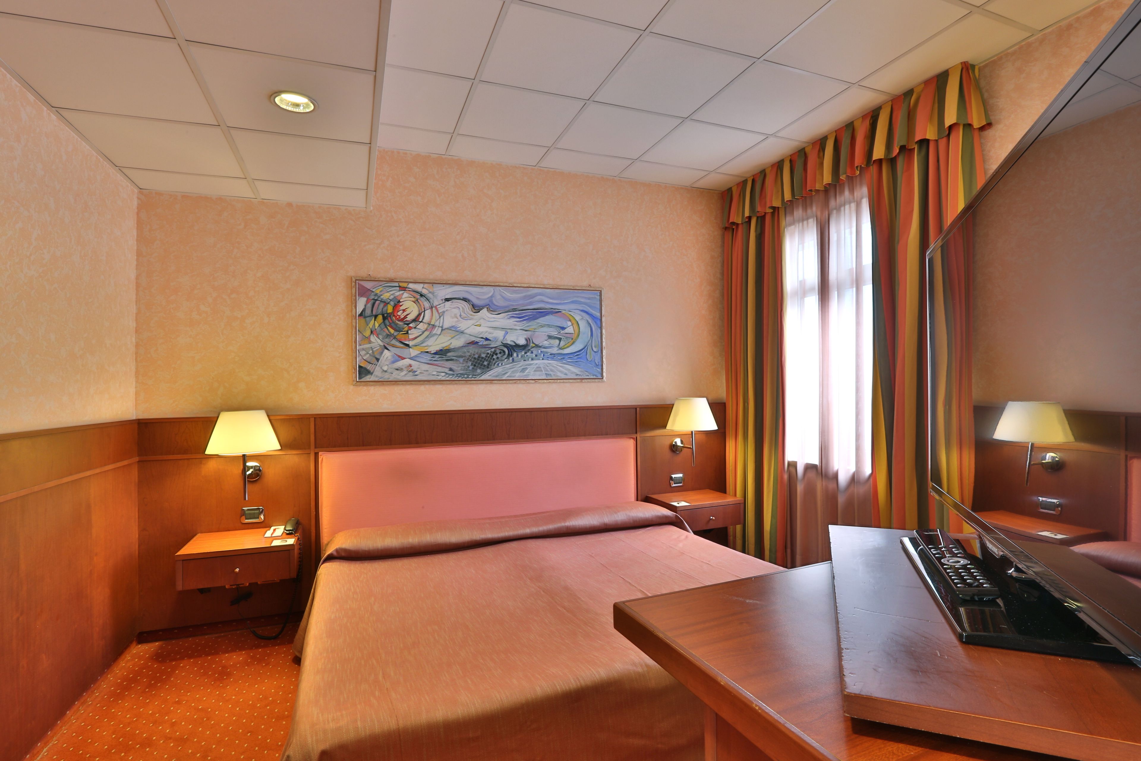 double room single use | hypo-allergenic bedding, select comfort beds, minibar, in-room safe