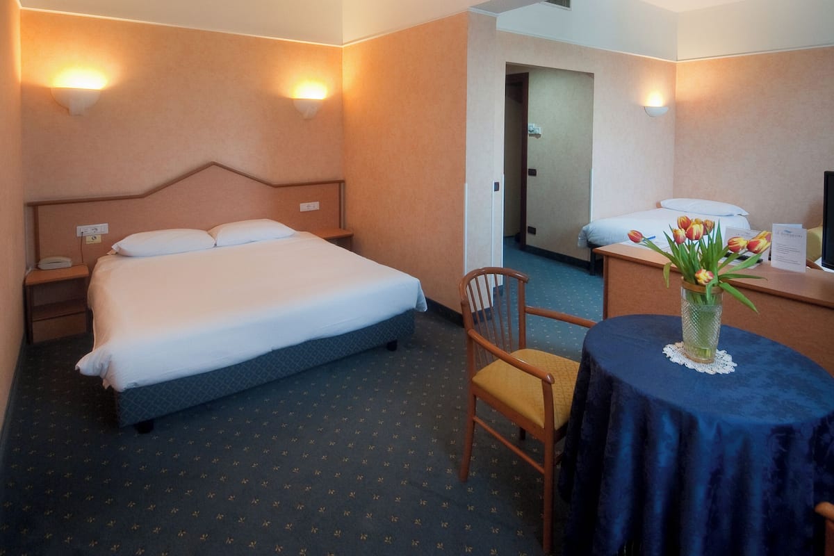 Tremannsrom – standard | Italienske Frette-laken, allergitestet sengetøy, dundyner og minibar