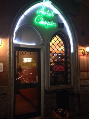 Exterior - Hotel Chopin (Milan)
