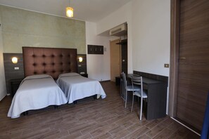 Minibar, individually furnished, desk, free WiFi