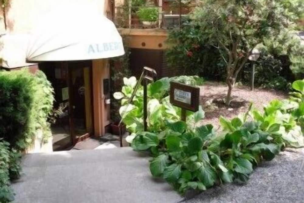 Albergo Hotel Giardino