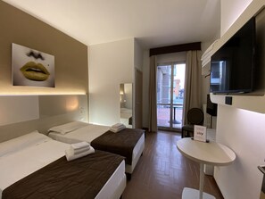 Economy-Doppel- oder -Zweibettzimmer