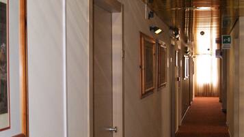 Lorong