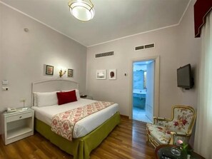 Escritorio, camas extra y wifi gratis 