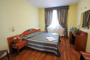 Down duvets, minibar, in-room safe, blackout curtains - Hotel Ristorante La Rampina (Vimodrone)